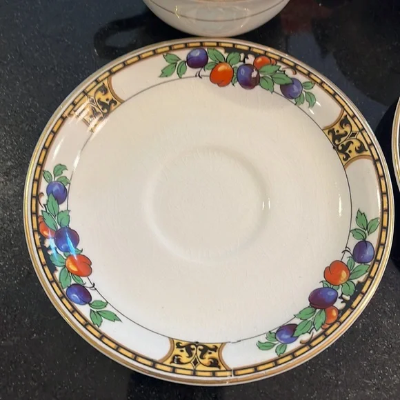 Cup & Saucer - MADDOCK, JOHN & SONS - Pattern is Manchester -Set of 2 - Picture 6 of 16